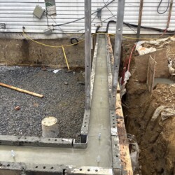 Screenshot New foundation walls being poured, Alexandria, VA